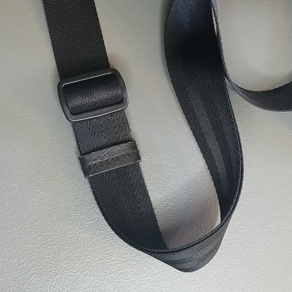 Hugo Boss Envelope Bag - Picture 12 of 16